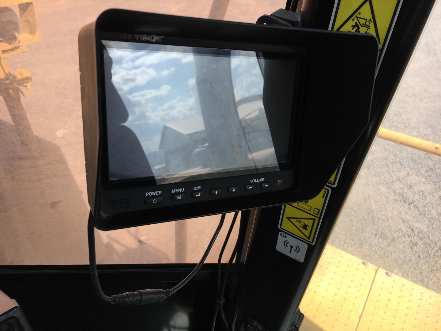 ./imagenes/INVOICE/2019/16760/CARGADOR FRONTAL 988G (45).JPG